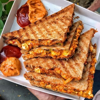 Tandoori Chicken halal sandwich