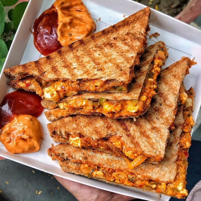 Tandoori Chicken halal sandwich.