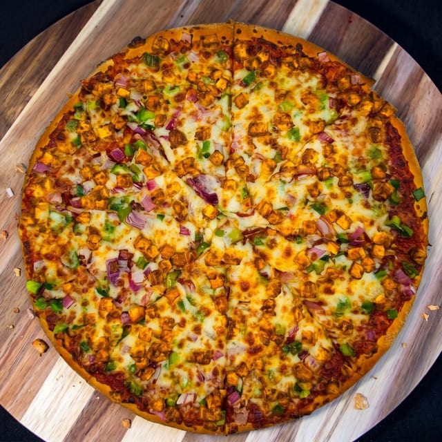 Paneer Tikka Pizza.