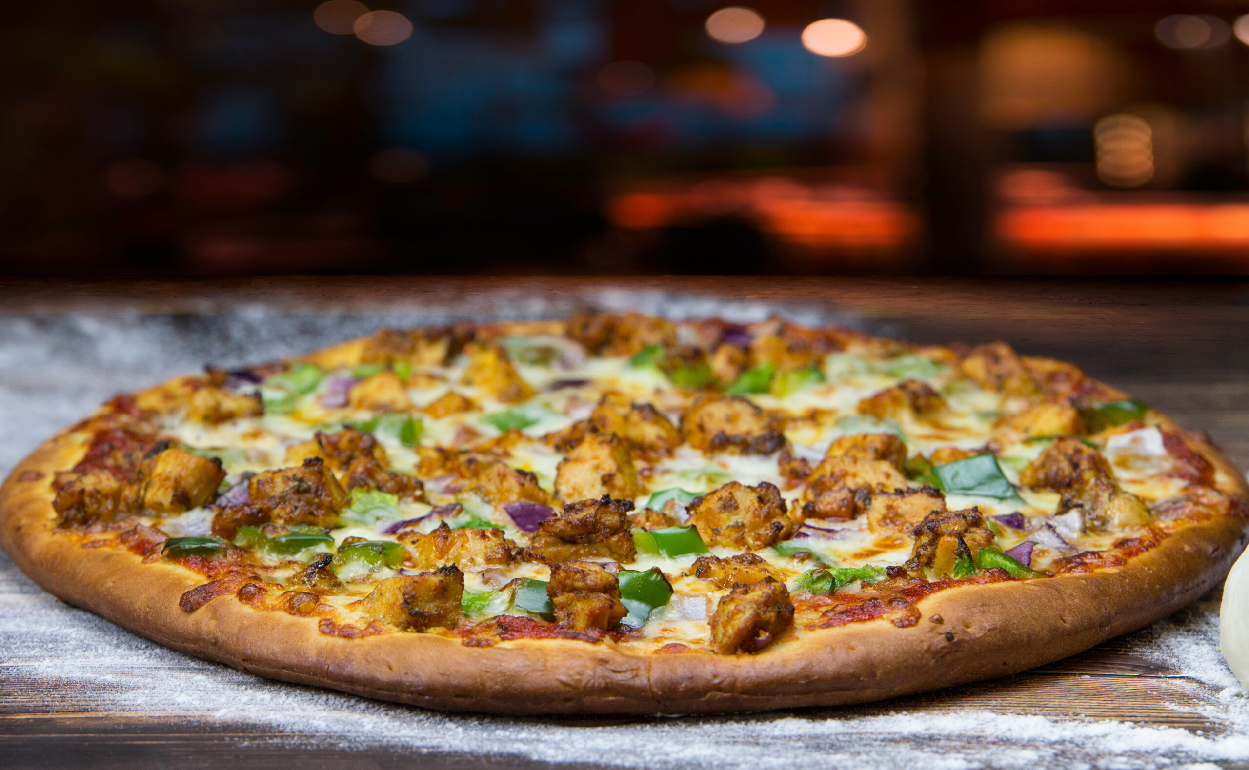 Dhoom Tandoori Chicken Pizza