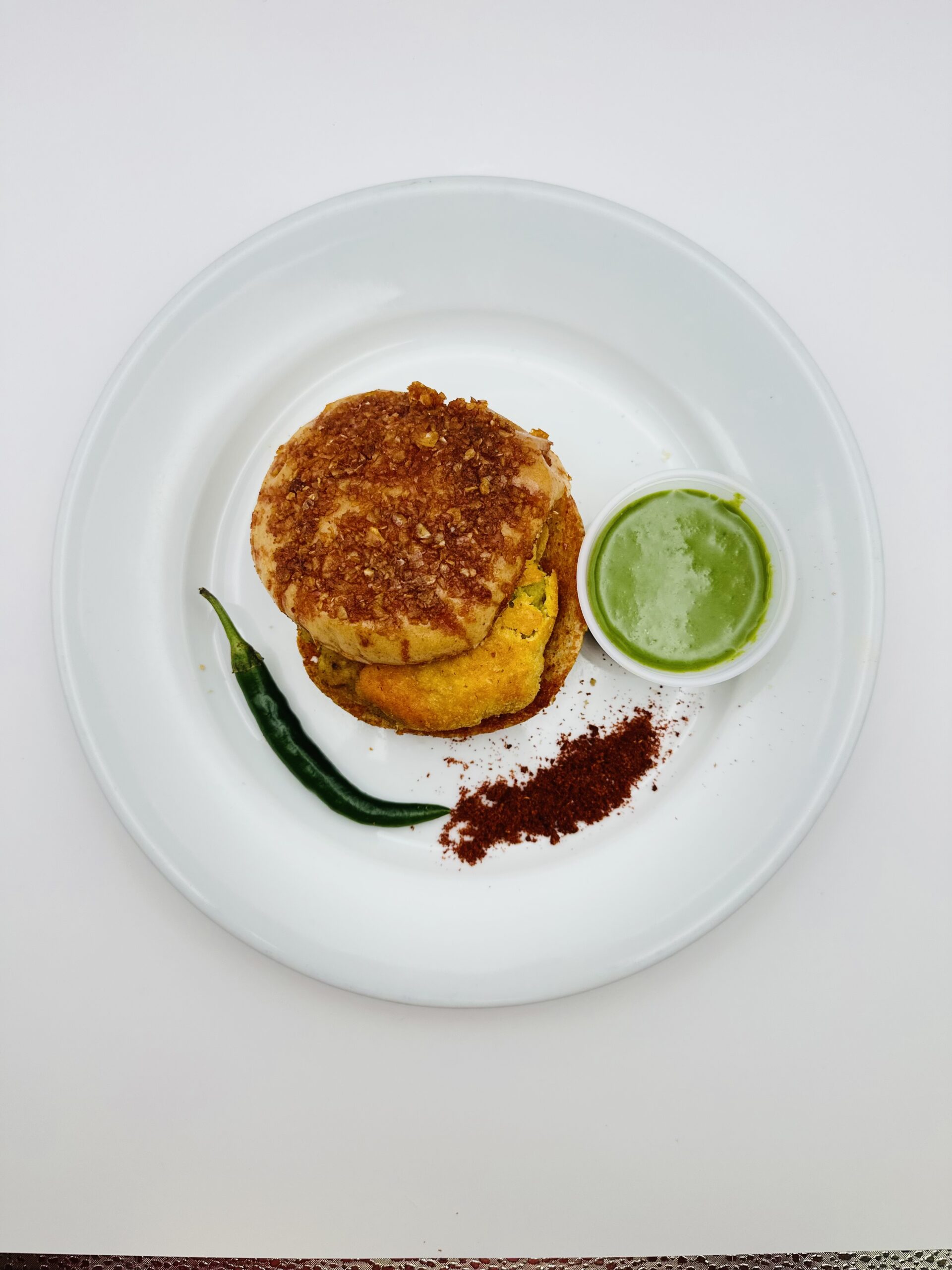 Vadapav (Garlic)